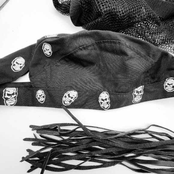 Lot of 4 Motorcycle Accessories Cloth and Mesh Bag Scull Cap Fringe Key Chain - Picture 3 of 7